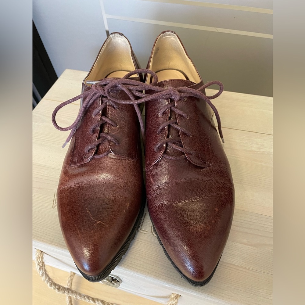 Ladies shoes